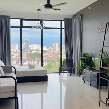 Beacon Executive Suite - City View - By Iz 乔治敦 外观 照片
